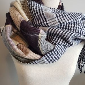 Women's coco and Carmen scarf